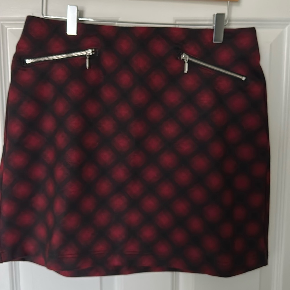 Maurice’s Red Plaid Elastic Waist Mini Skirt Size Medium